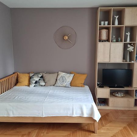 Apartamento Stan Na Dan "Irina" Banja Luka Exterior foto