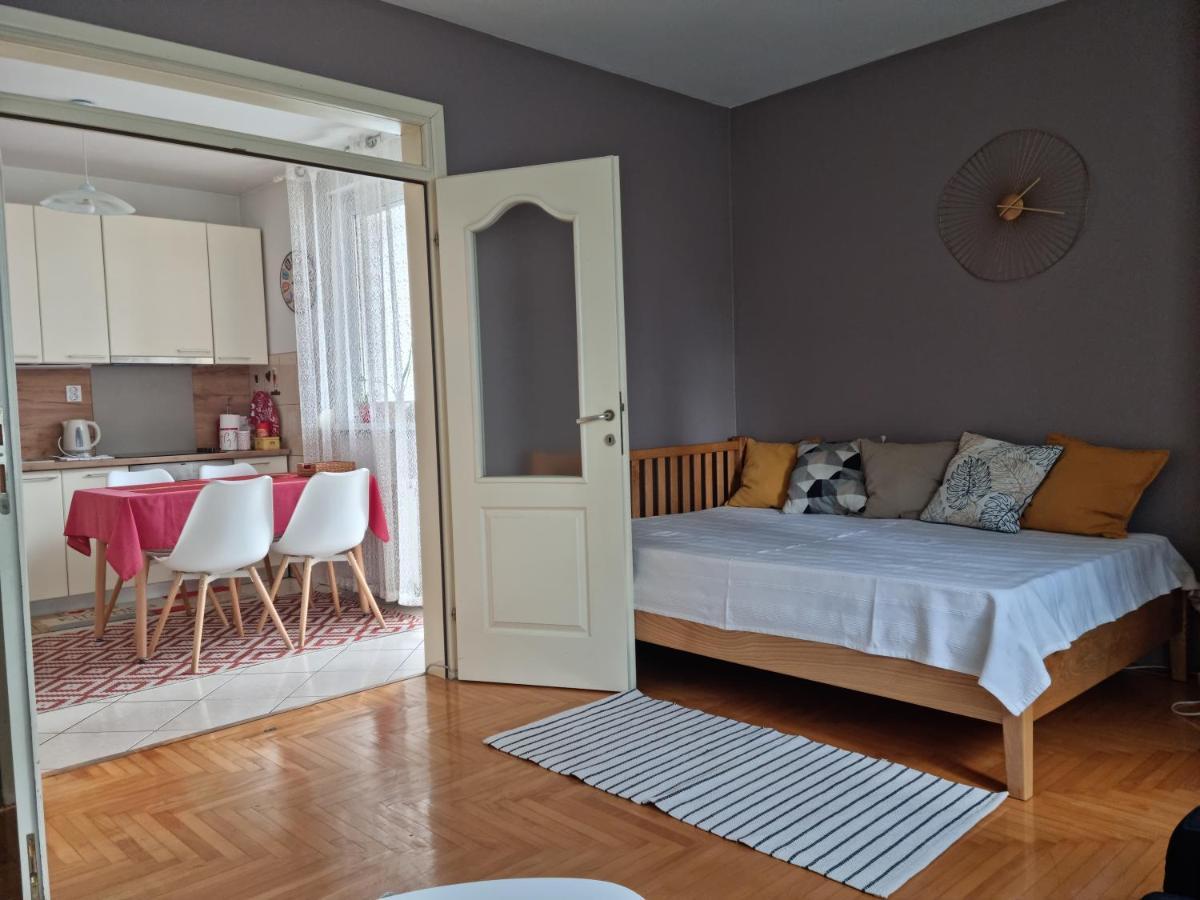 Apartamento Stan Na Dan "Irina" Banja Luka Exterior foto